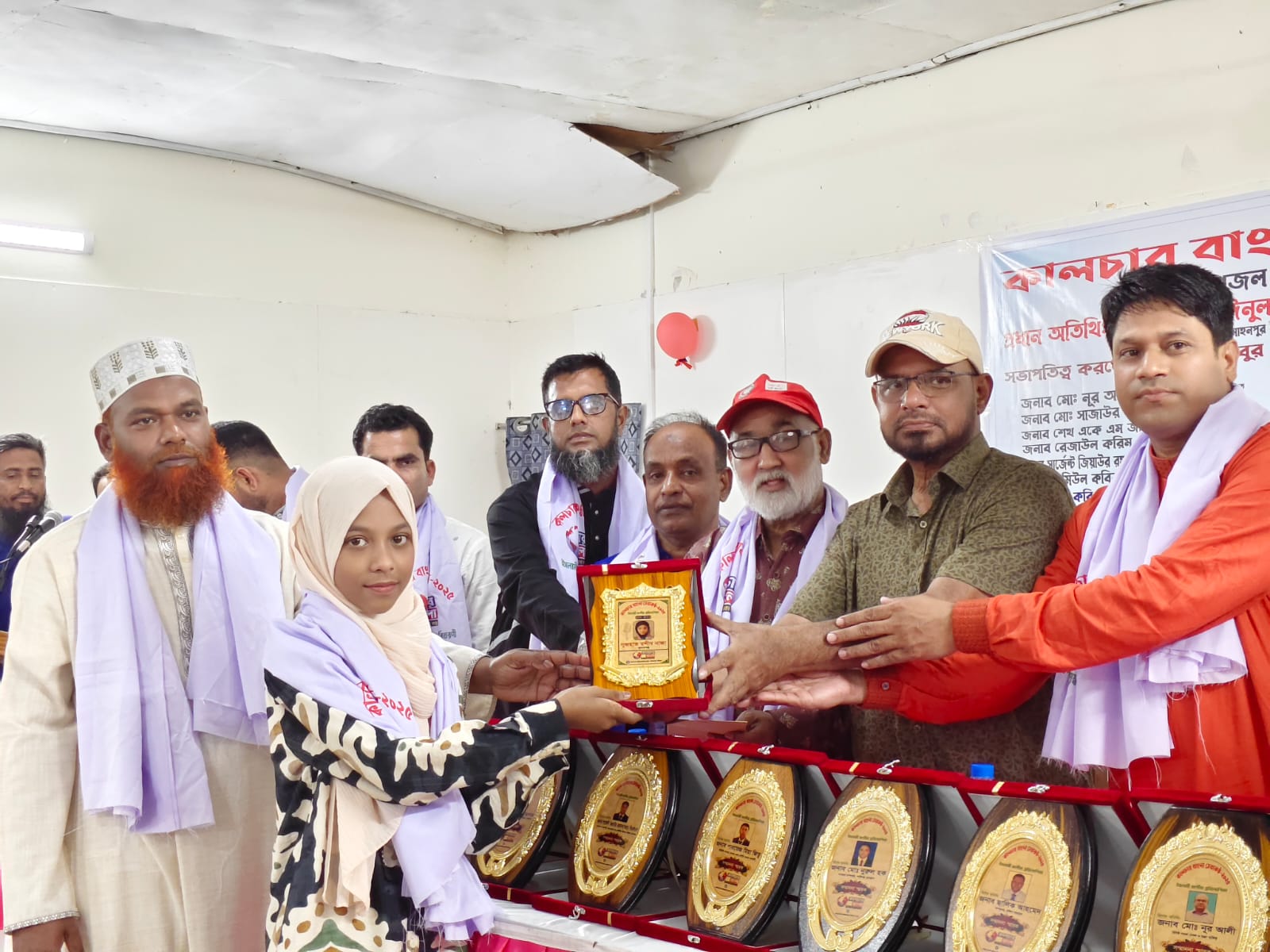 কালচার বাংলা সেরাকণ্ঠ অন্বেষণ প্রতিযোগিতার পুরস্কার বিতরণ সম্পন্ন হয়েছে