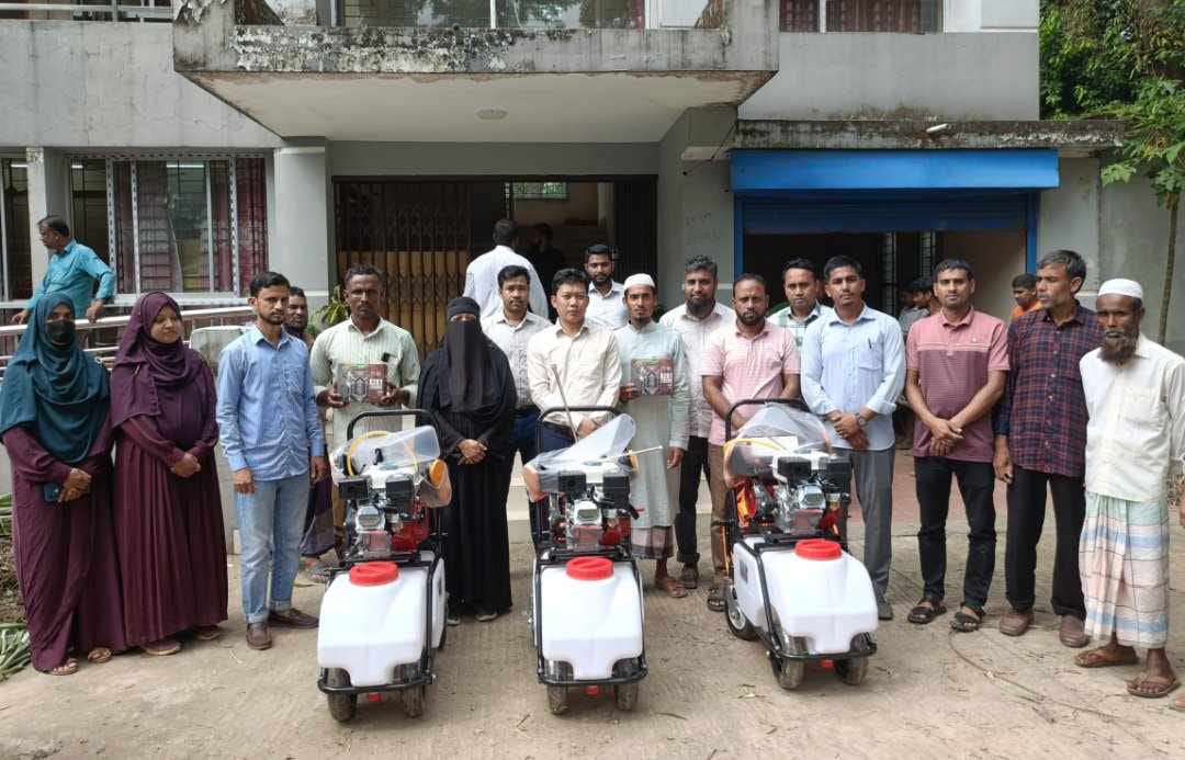 তামাবিল মহাসড়ক বাঘের এলাকায় র‍্যাবের-৯ এর অভিযানে ২৮২ বোতল মদ সহ আটক -১