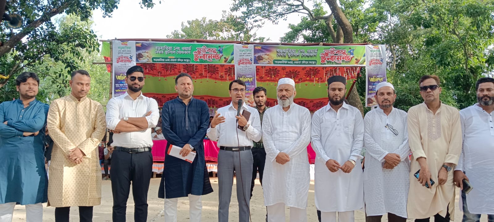 লোহাগাড়া বড়হাতিয়ায় ফাইনাল ম্যাচ অনুষ্ঠিত
