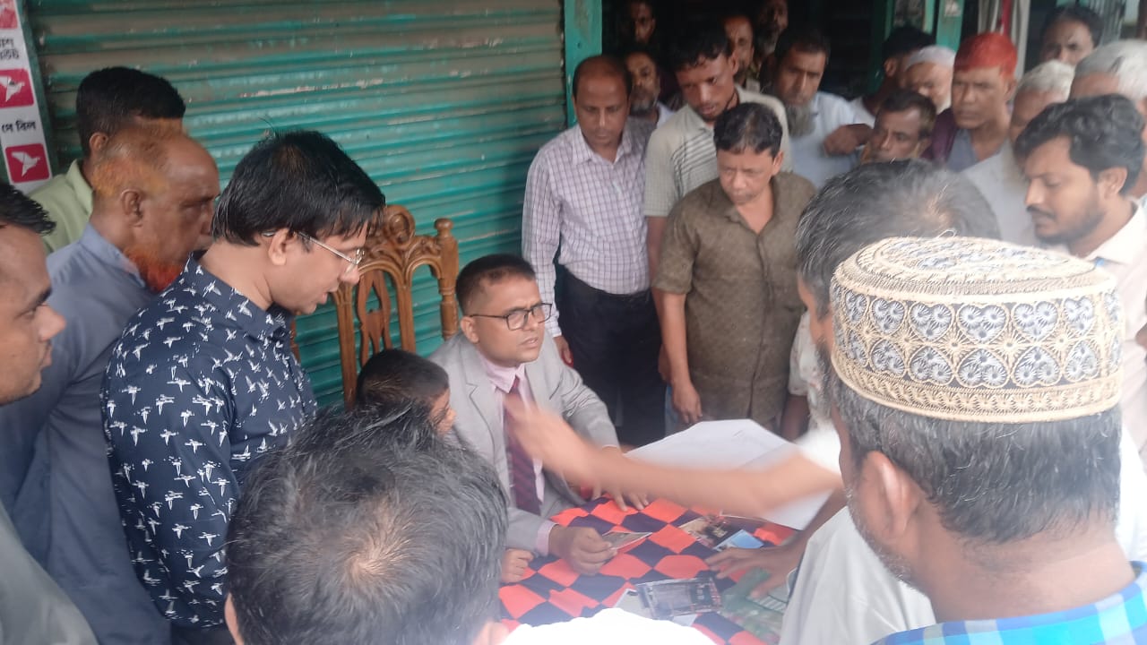 শান্তিগঞ্জে জমি বিরোধে আদালতের সরেজমিন পরিদর্শন, উভয়পক্ষের সম্মতিতে মীমাংসার উদ্যোগ