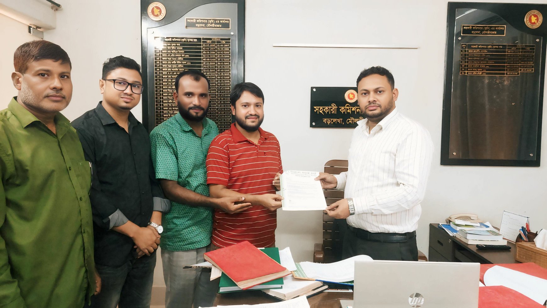 বড়লেখা ৩ দফা দাবিতে নিসচার স্মারকলিপি