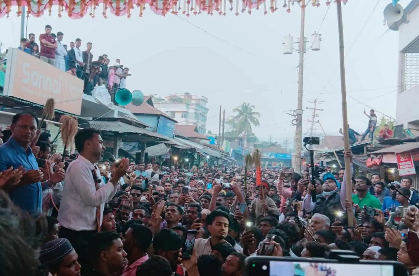 তাহিরপুরে নির্বাচনী সভায় আবেগাপ্লুত আনিসুল হক