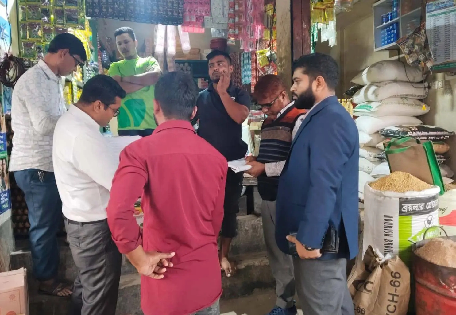 শেরপুরে ভ্রাম্যমাণ আদালতে ৩৫ হাজার টাকা জরিমানা, ৮৮ কেজি পলিথিন জব্দ