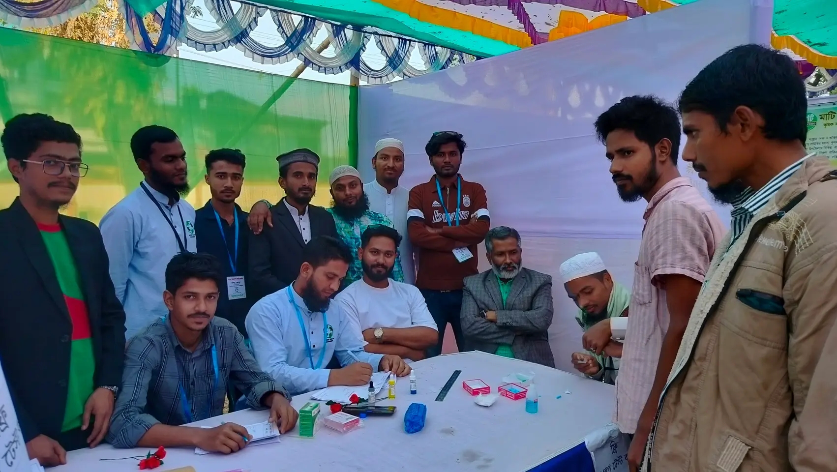 নকলায় বিজয় দিবস উপলক্ষে মানব কল্যাণ ফাউন্ডেশন’র ফ্রি ব্লাড গ্রুপিং