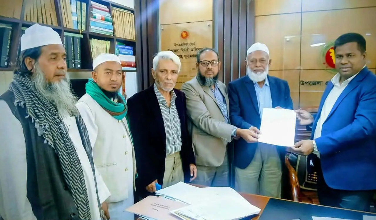 নির্বাচনী দৌড়ে আনুষ্ঠানিকতা শুরু: সুনামগঞ্জ–১ আসনে ডা. রফিকুল ইসলাম চৌধুরীর মনোনয়নপত্র সংগ্রহ