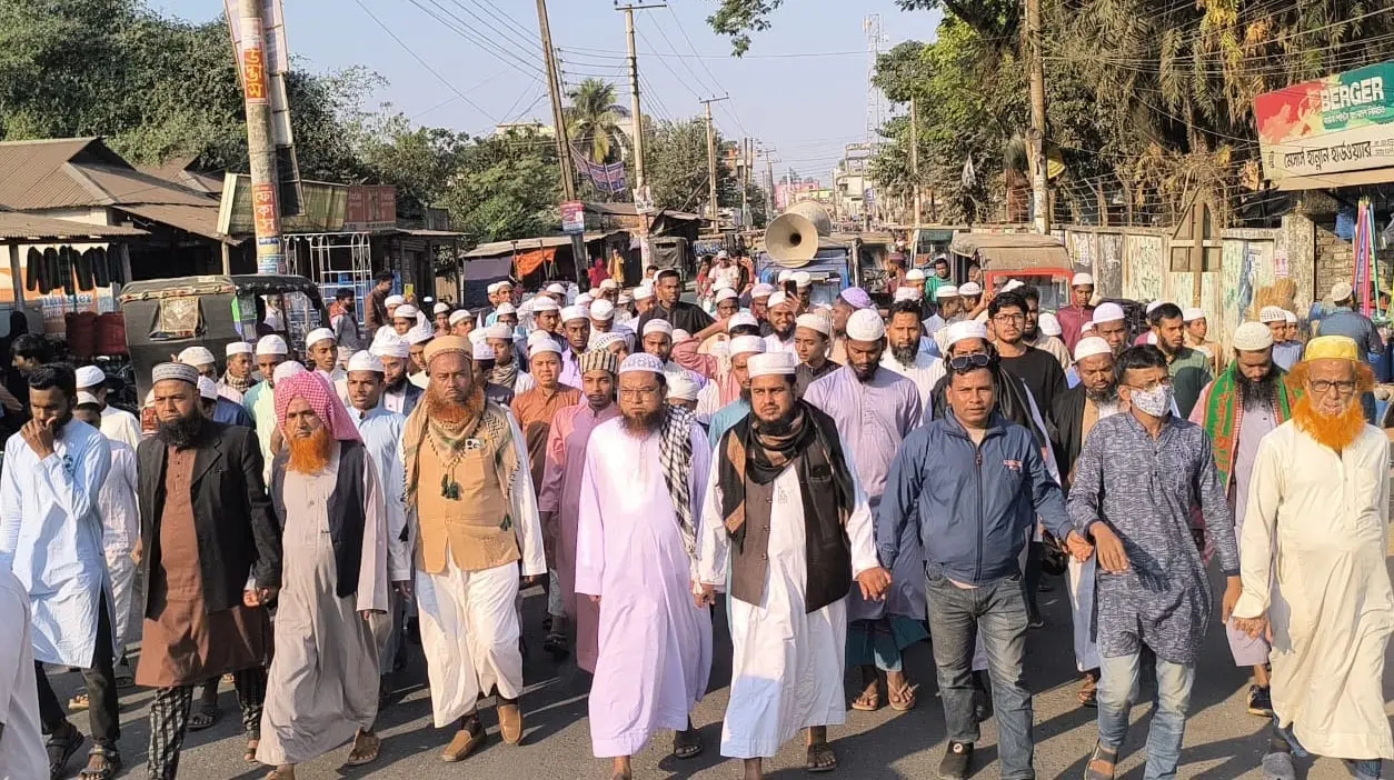 হাদি হত্যার প্রতিবাদে ও ফ্যাসিস্টশক্তি নির্মূলের দাবিতে নকলায় বিক্ষোভ মিছিল প্রতিবাদ সমাবেশ