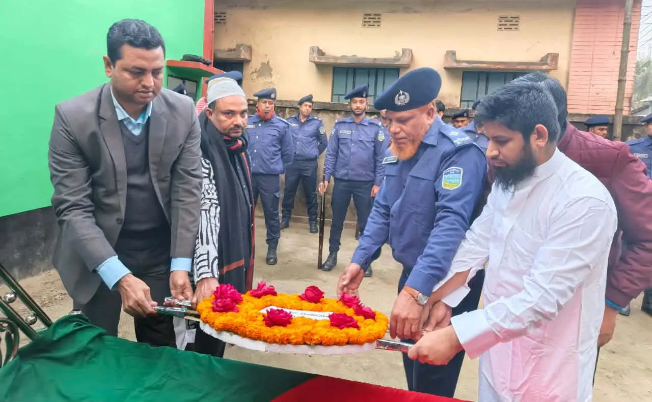 বীর মুক্তিযোদ্ধা আব্দুর রশিদ’র মরদেহ রাষ্ট্রীয় মর্যাদায় দাফন : বিভিন্ন মহলের শোক প্রকাশ