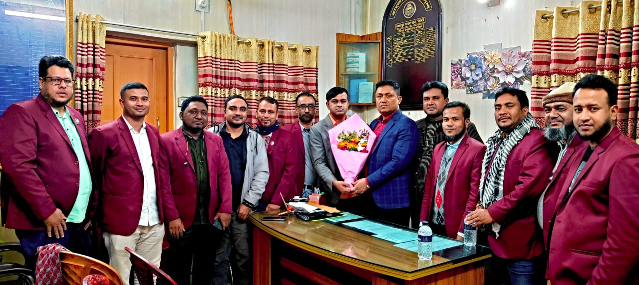 জৈন্তাপুর মডেল থানার নবাগত ওসির সাথে অনলাইন প্রেসক্লাব সাংবাদিকদের মতবিনিময়