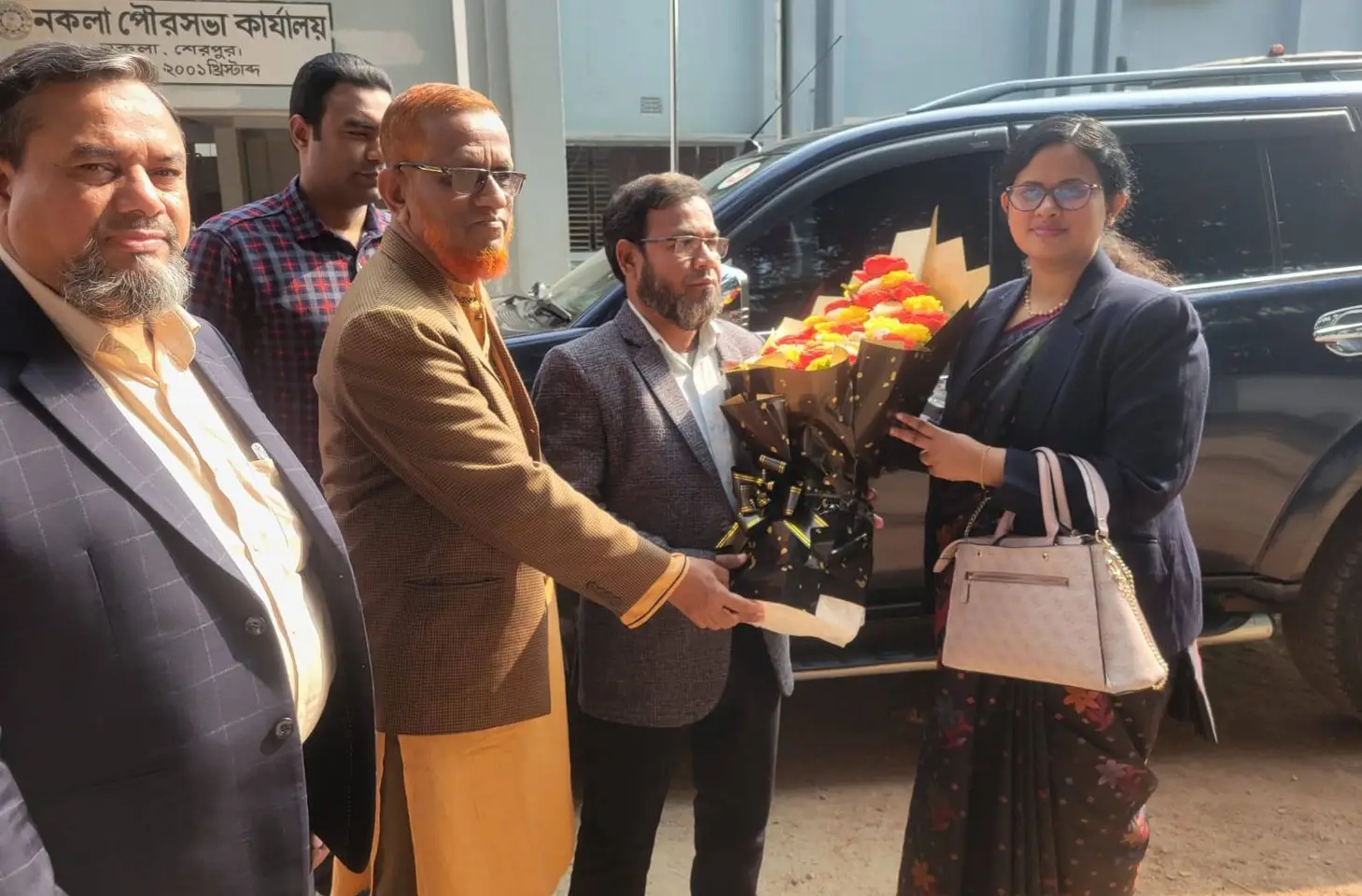 নকলা পৌরসভা পরিদর্শনে স্থানীয় সরকার বিভাগের উপপরিচালক