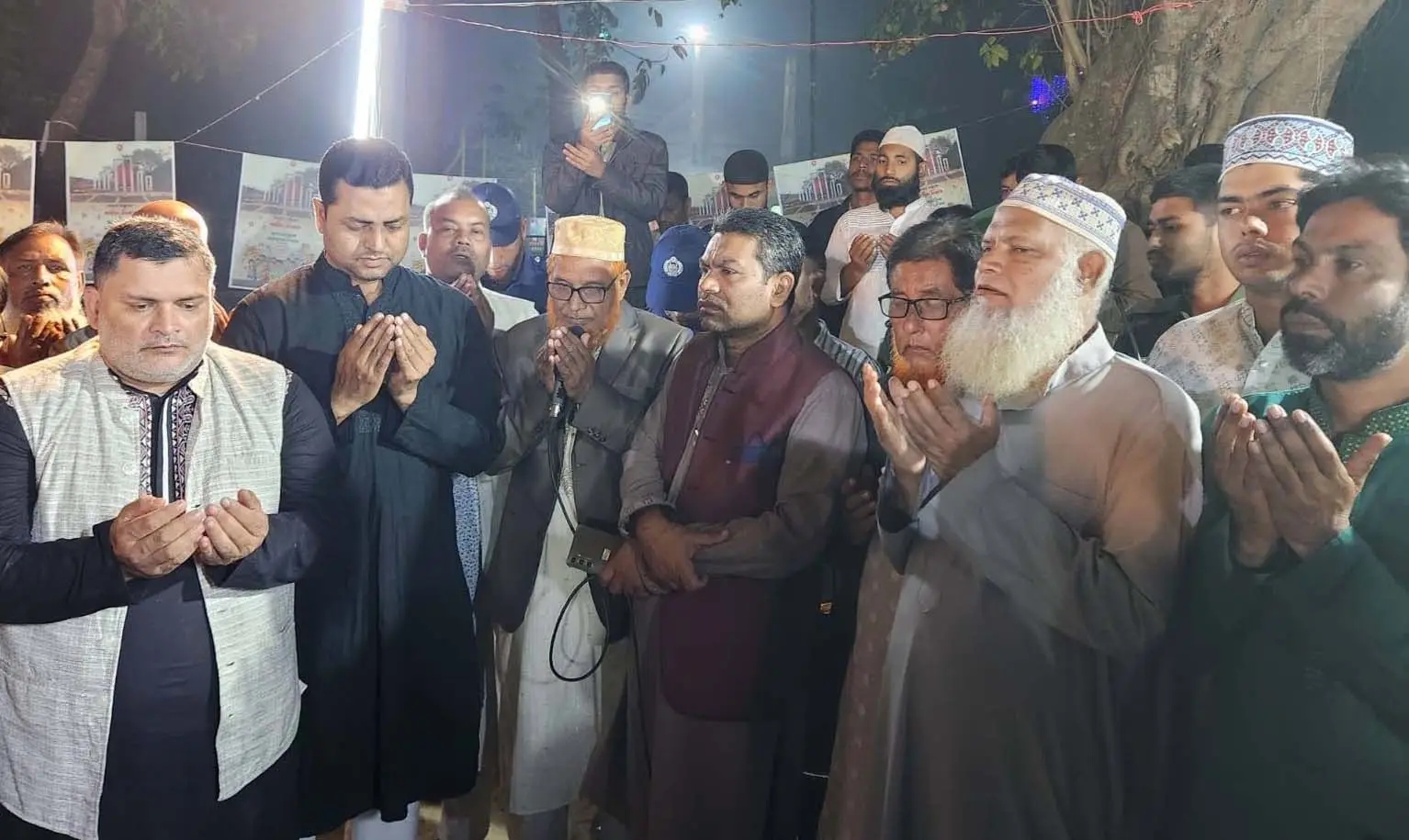 নকলায় গভীর শ্রদ্ধায় ভাষা শহিদদের স্মরণ