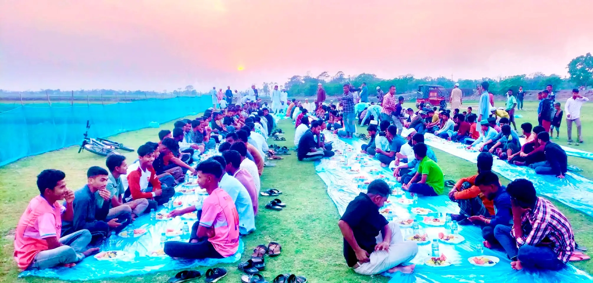 জামালগঞ্জের নয়াহালটে যুব সমাজের উদ্যোগে ইফতার মাহফিল ও আলোচনা সভা