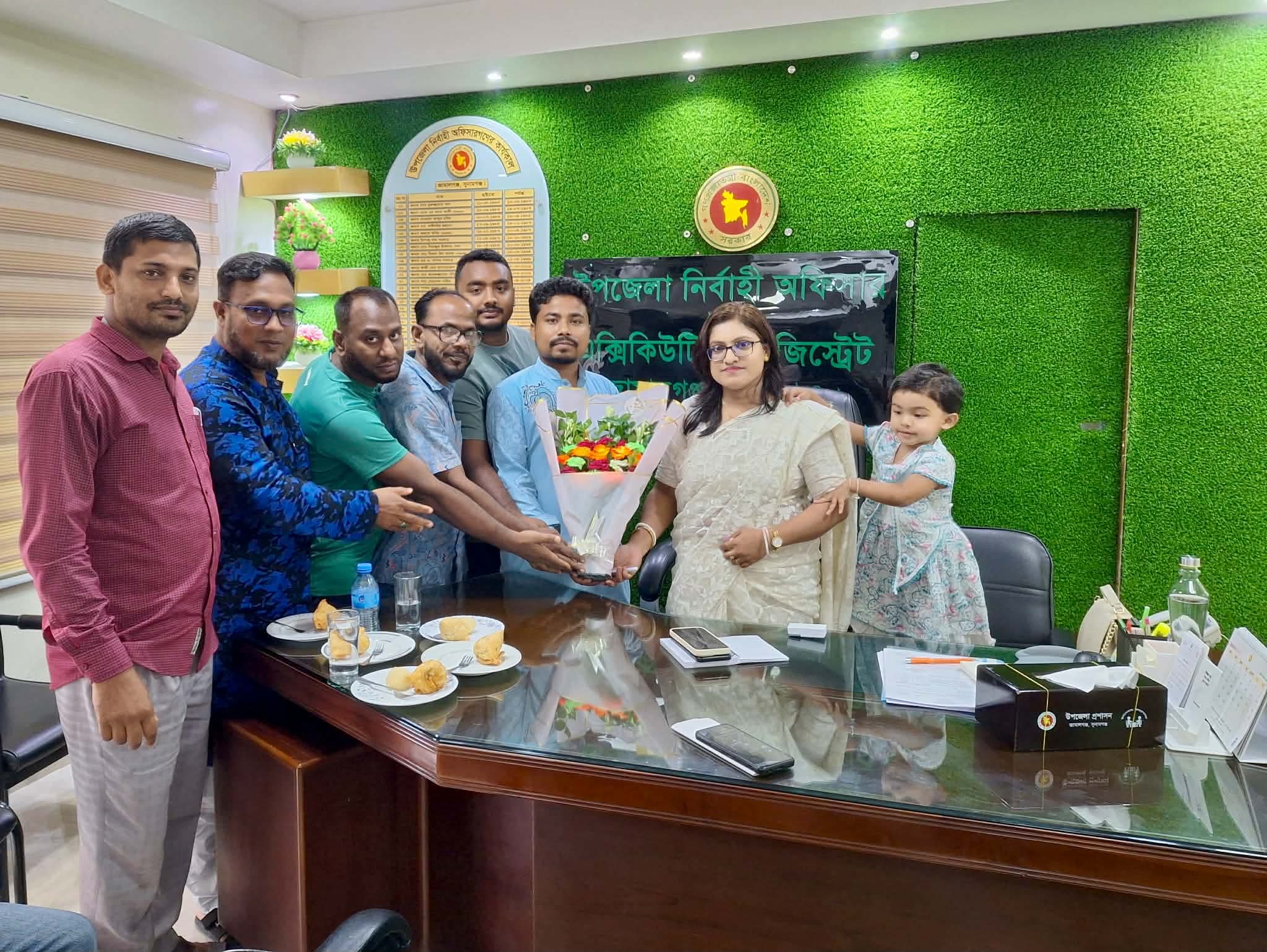 জামালগঞ্জে প্রেসক্লাবের সাংবাদিকদের সঙ্গে নবাগত ইউএনও’র মতবিনিময়