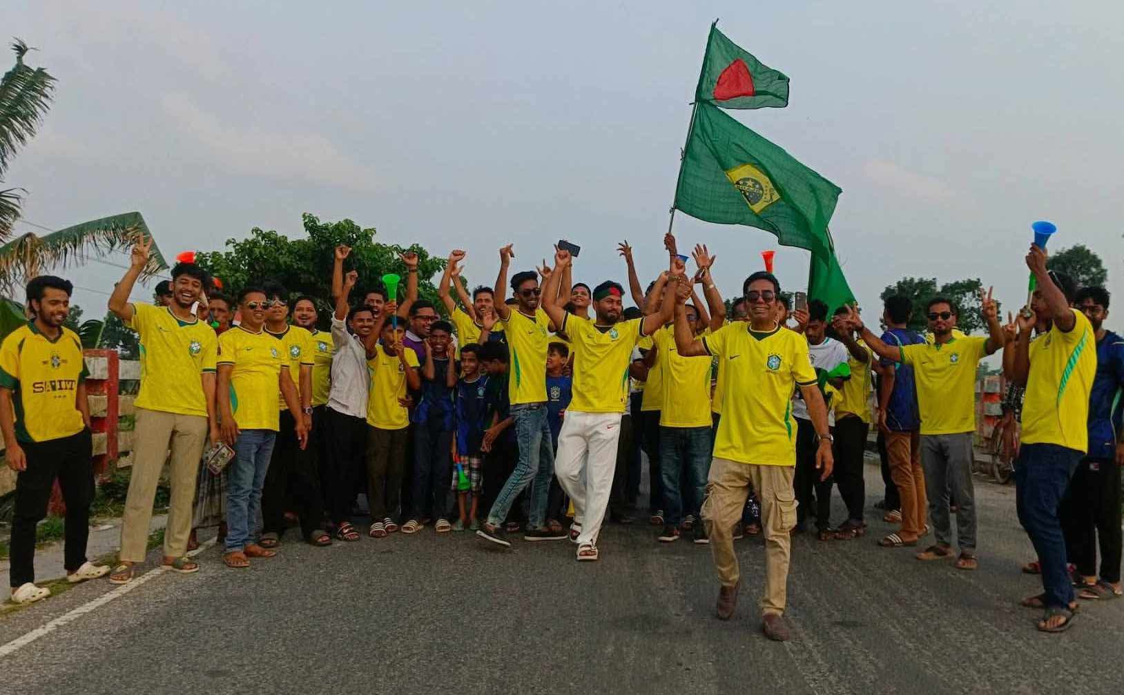 নকলায় ব্রাজিল সমর্থকদের আনন্দ শোভাযাত্রা
