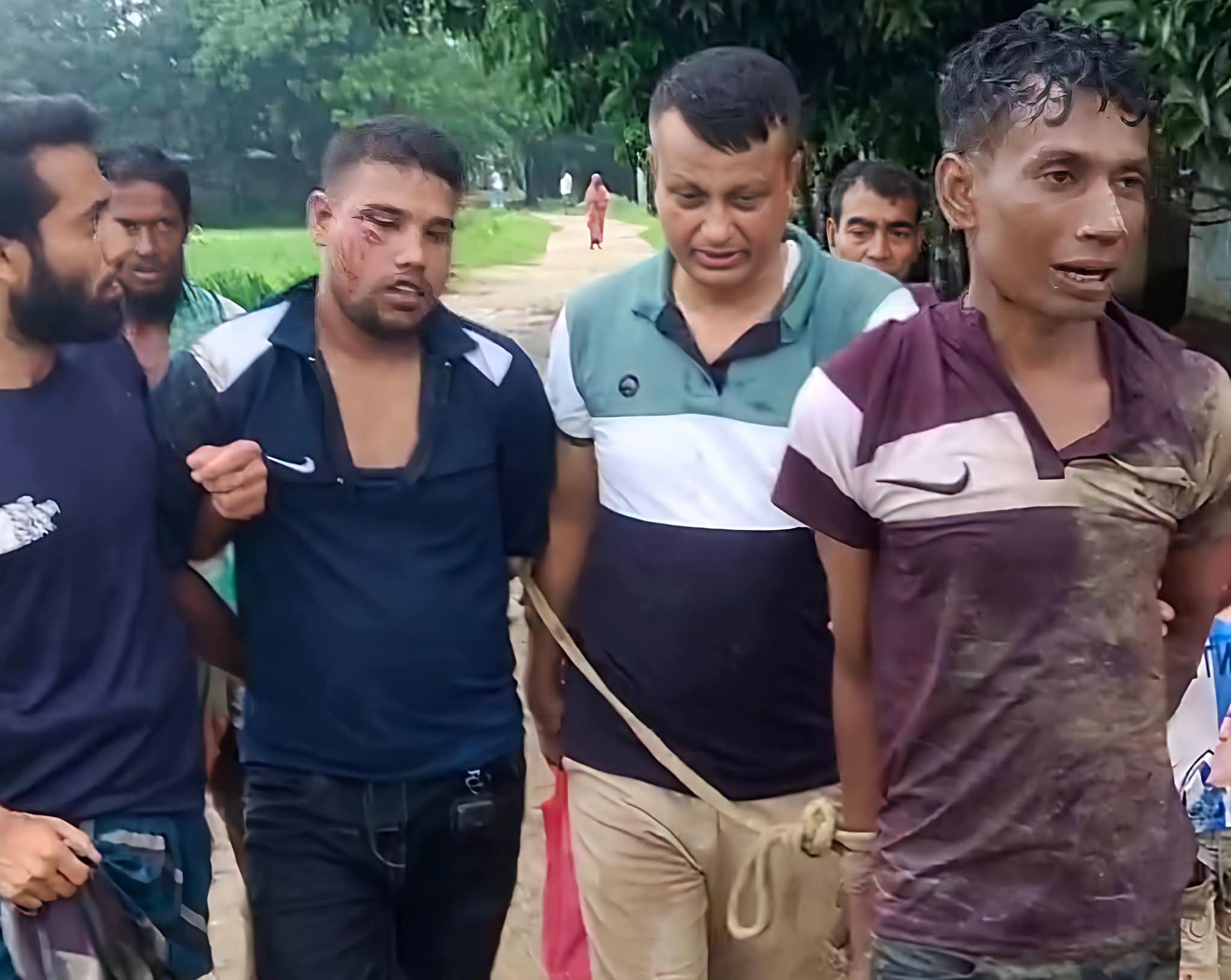নেত্রকোনায় ডিবি পরিচয়ে ডাকাতি:পরিকল্পনায় আপন ভাতিজা,আটক ৩